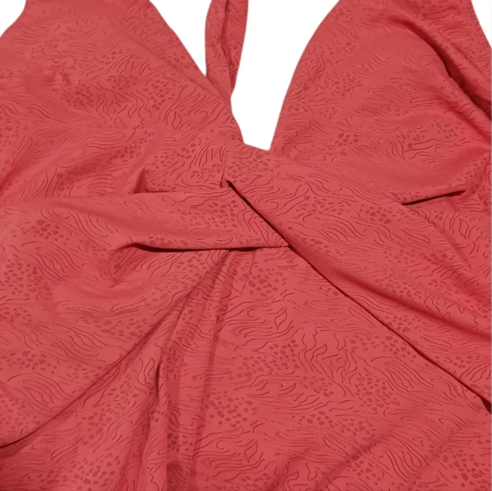 Cupshe Plunge Halter Mio 1-Piece Swimsuit